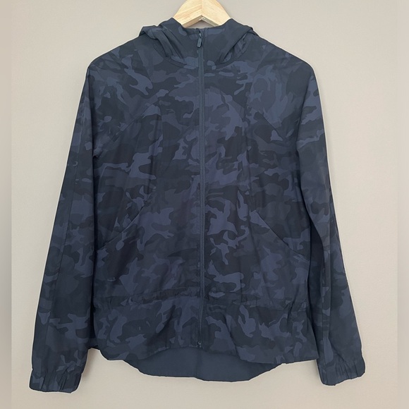 {Lululemon} Pack It Up Jacket in Incognito Camo Multi Grey - Womens 4 - Picture 1 of 10